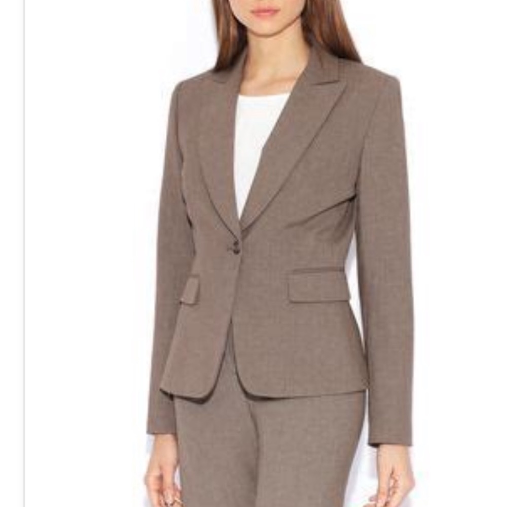 Tahari by Arthur Levine jacket/blazer